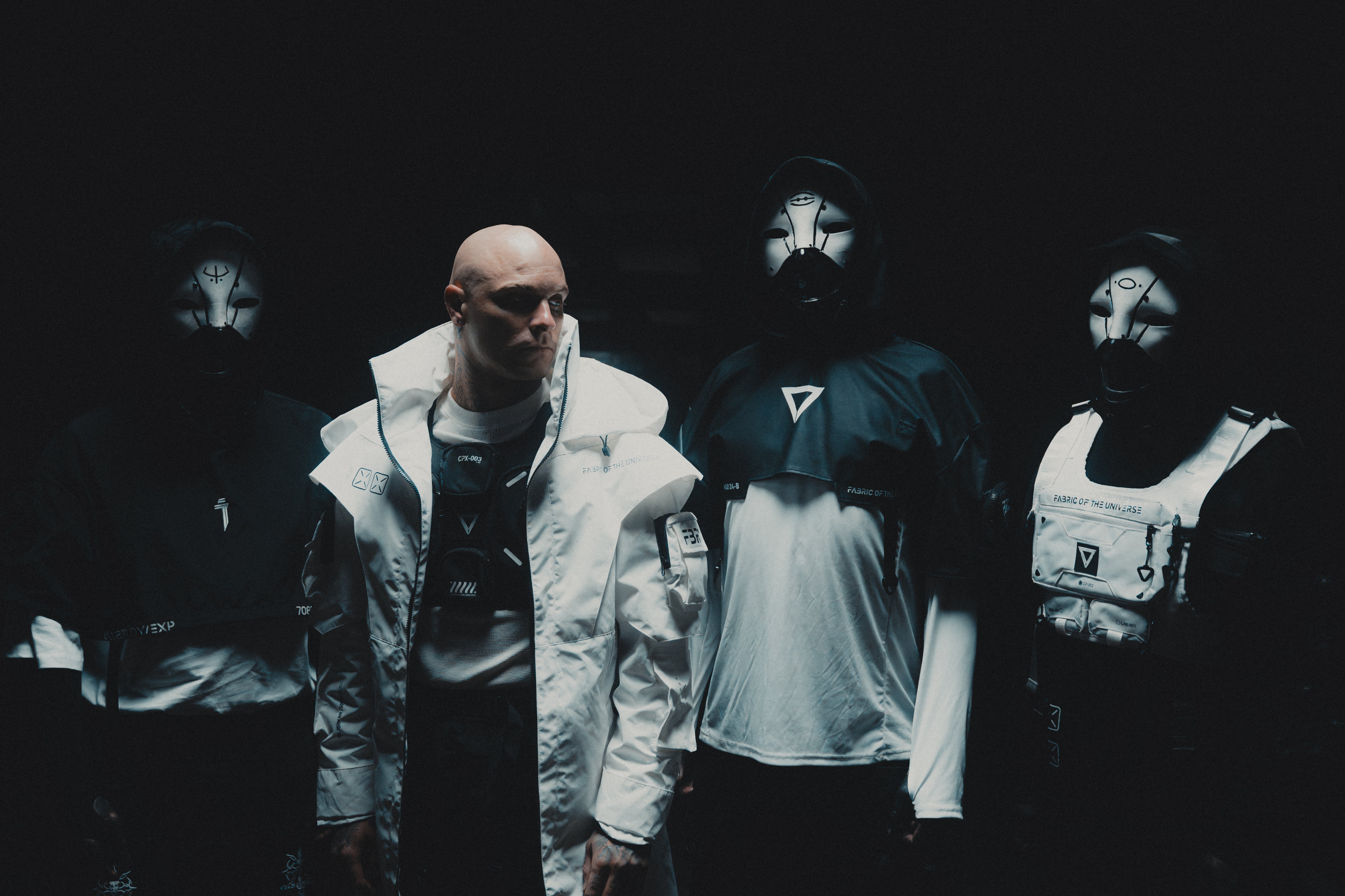 AVIANA PROMO 2025 (Horizontal - Photo_ Pavel Trebukhin).jpg