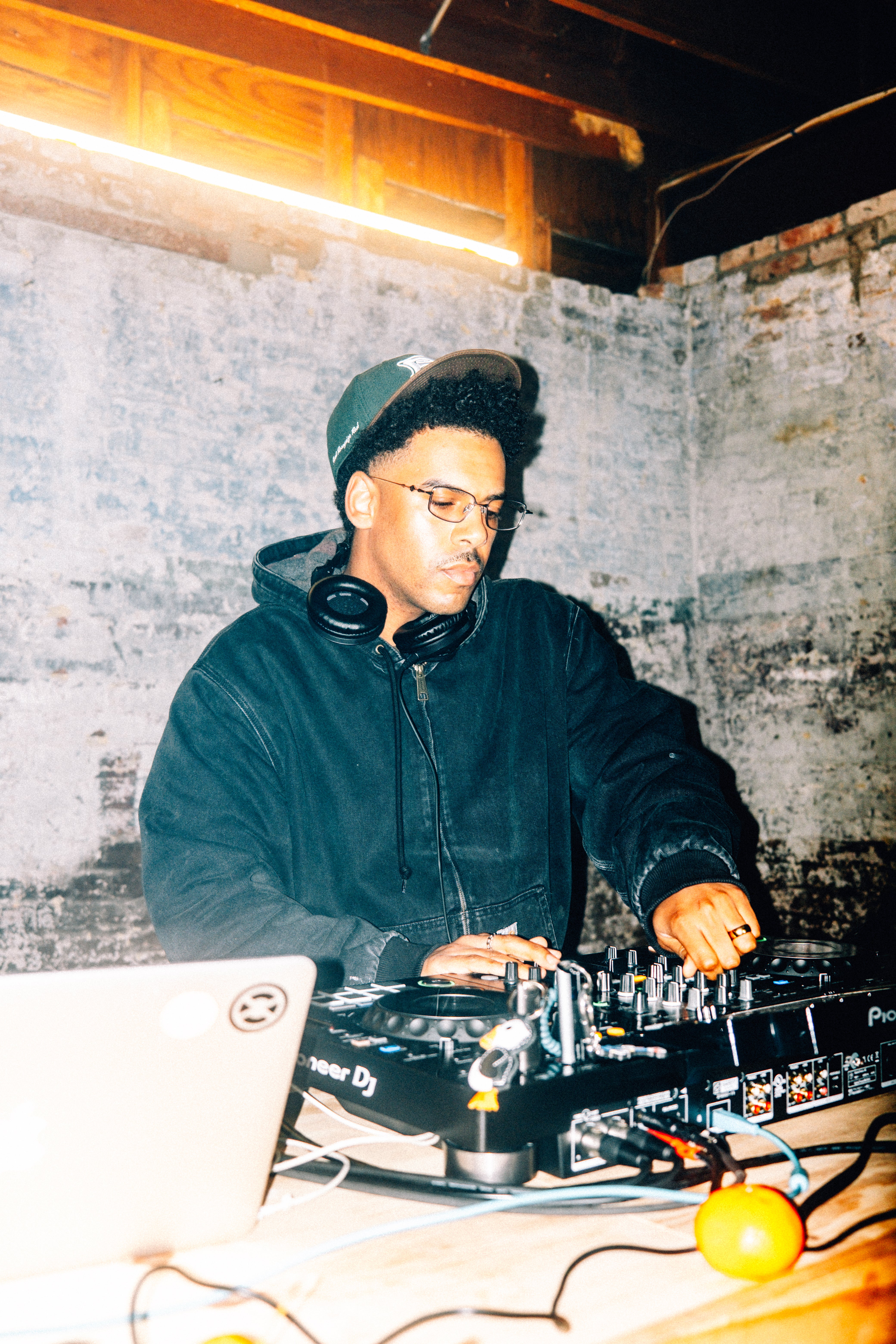 ZACK FOX - DJ (2025) - MAIN.jpg